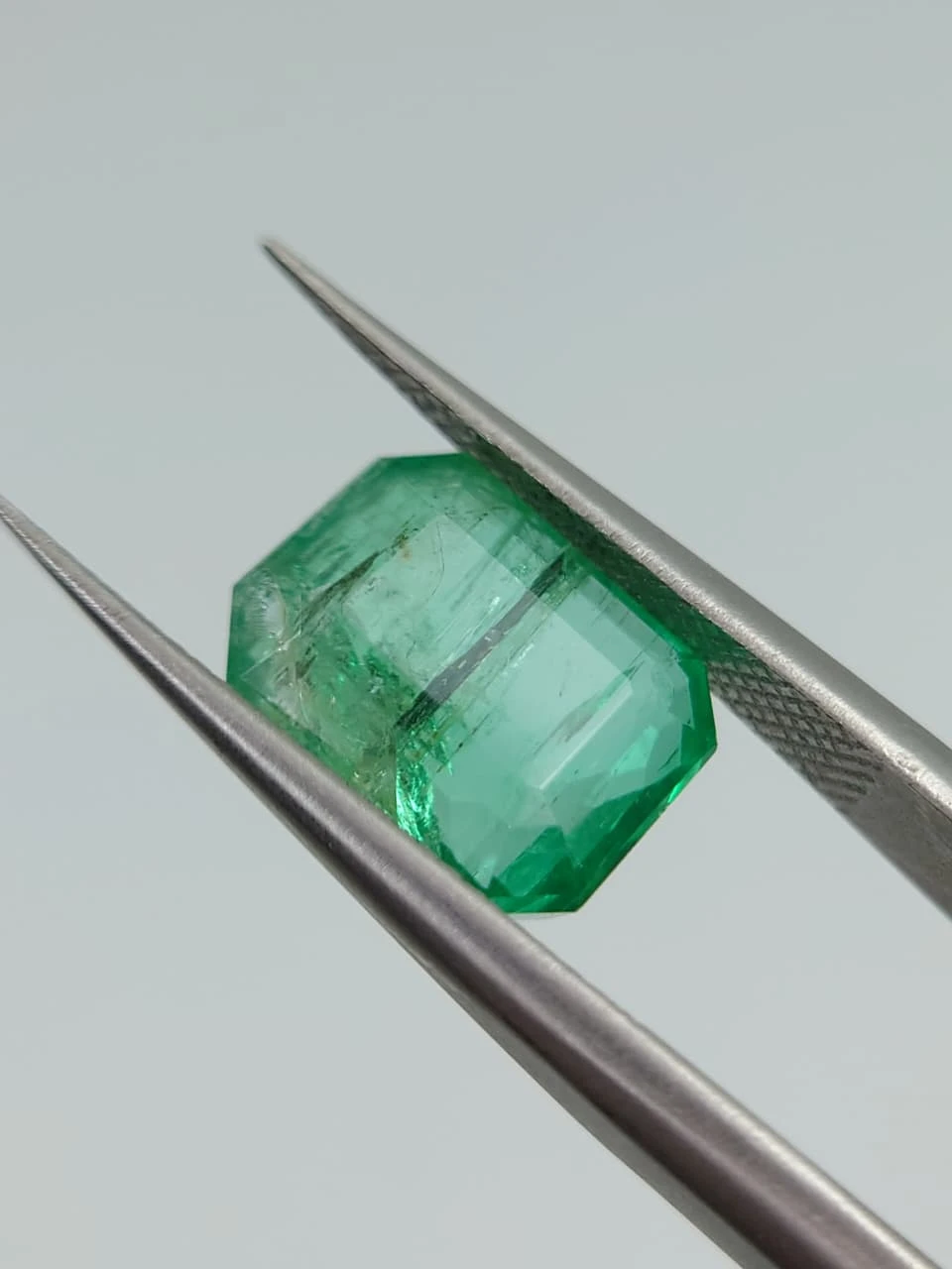 4.2ct Natural Octagon Faceted Panjshir Emerald from Afghanistan — view 1